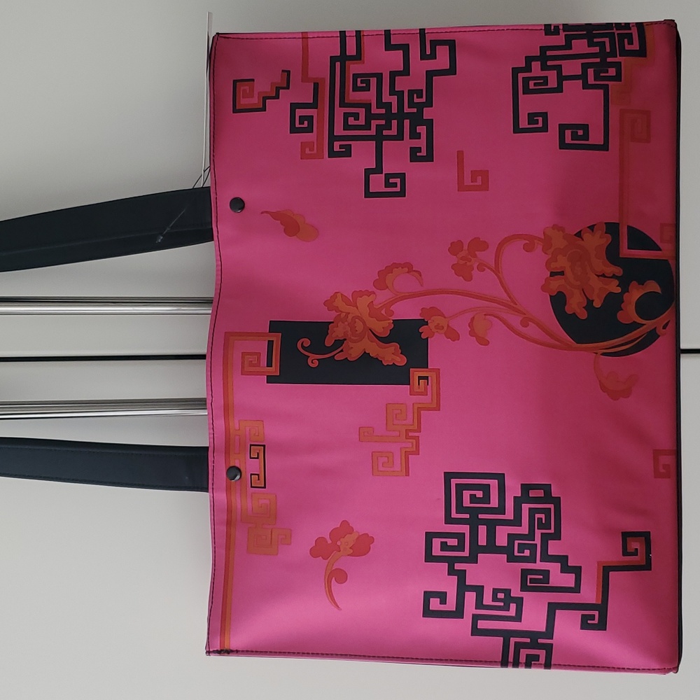 NWT Zazou Black & Fuchsia Chrysanthemums Floral Patterned Tote / Shoulder Bag